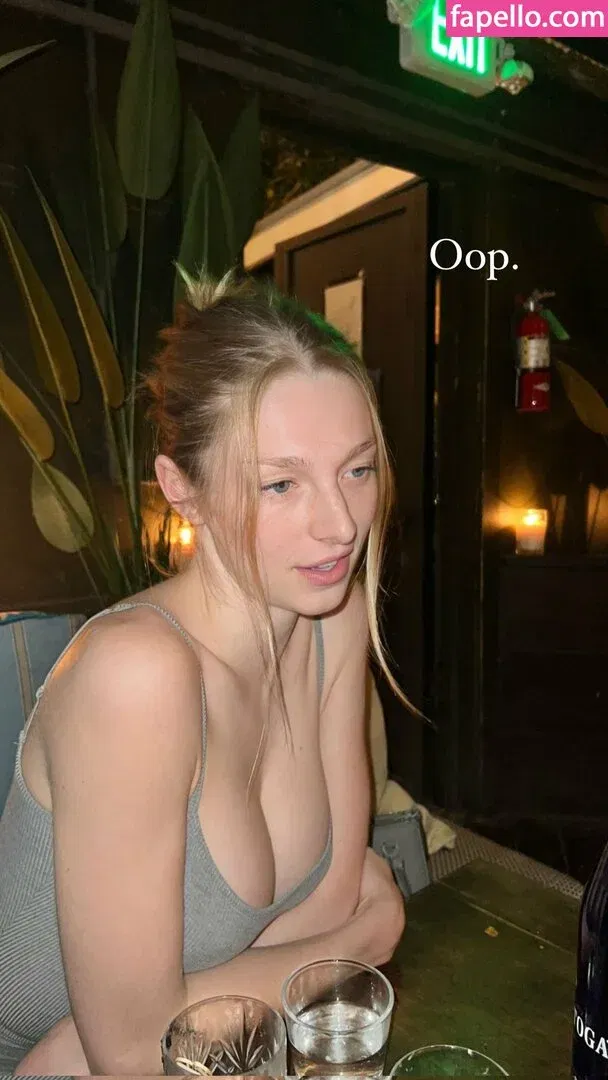 Hunter Schafer Onlyfans Photo Gallery 