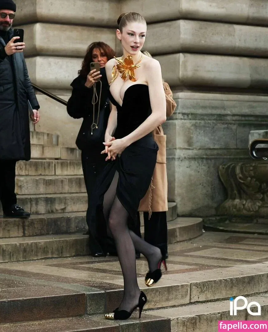 Hunter Schafer Onlyfans Photo Gallery 