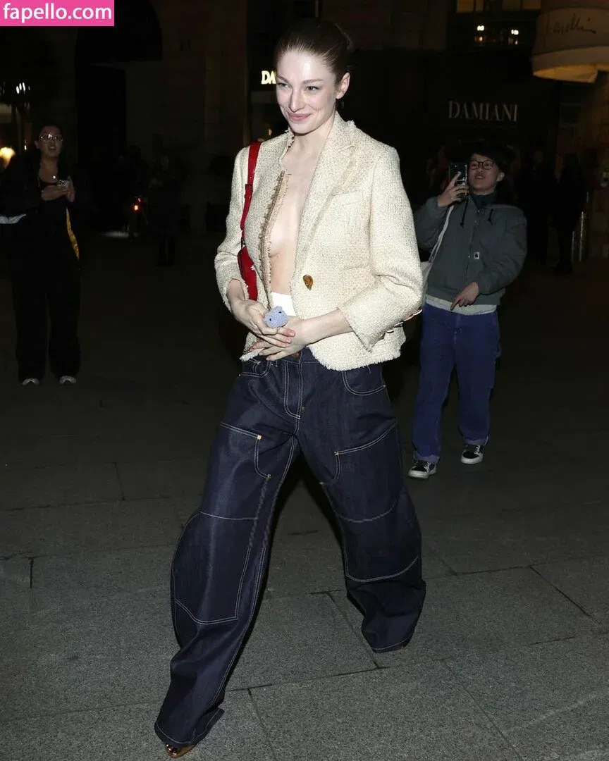 Hunter Schafer Onlyfans Photo Gallery 