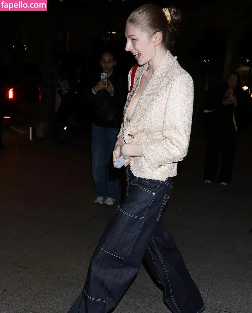 Hunter Schafer Onlyfans Photo Gallery 