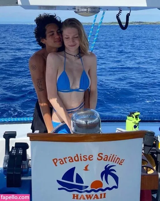 Hunter Schafer Onlyfans Photo Gallery 