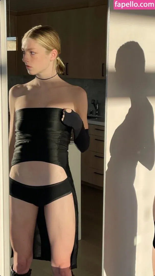 Hunter Schafer Onlyfans Photo Gallery 