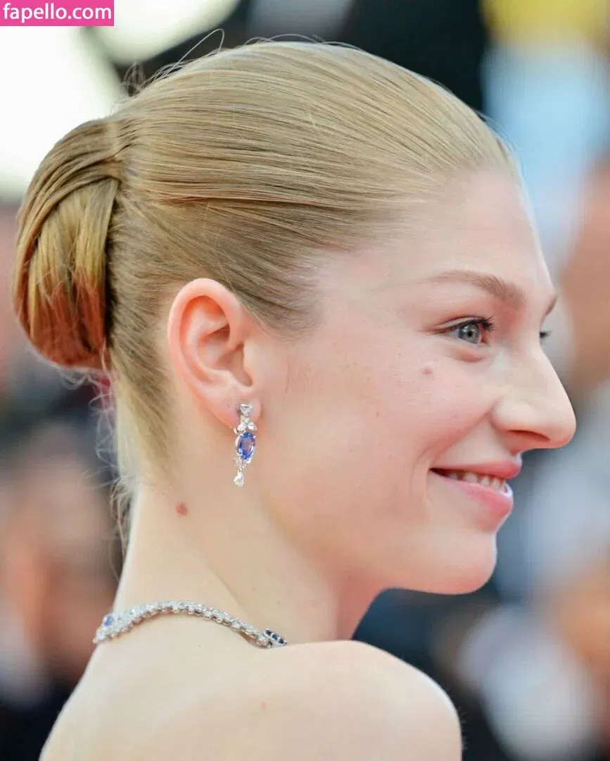 Hunter Schafer Onlyfans Photo Gallery 