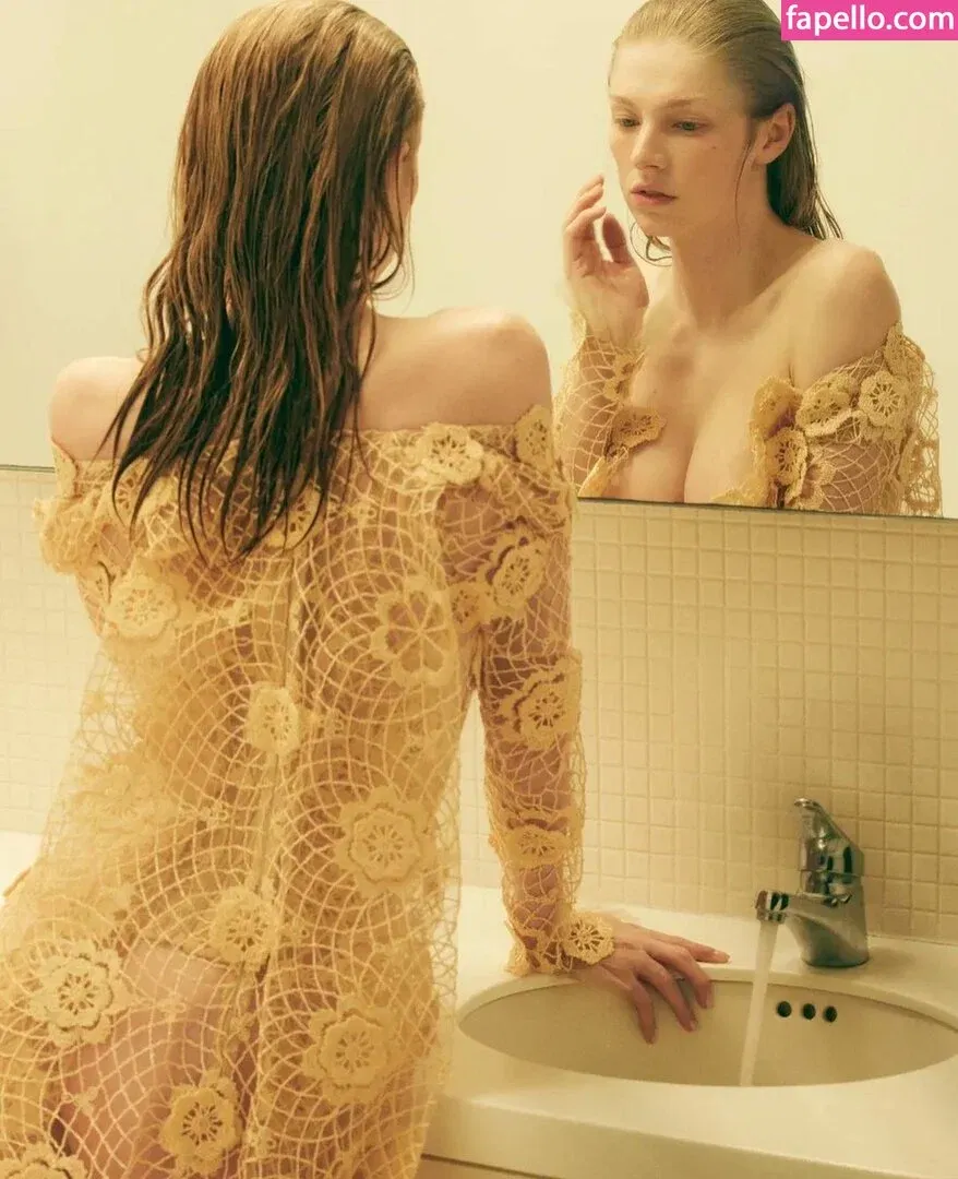 Hunter Schafer Onlyfans Photo Gallery 