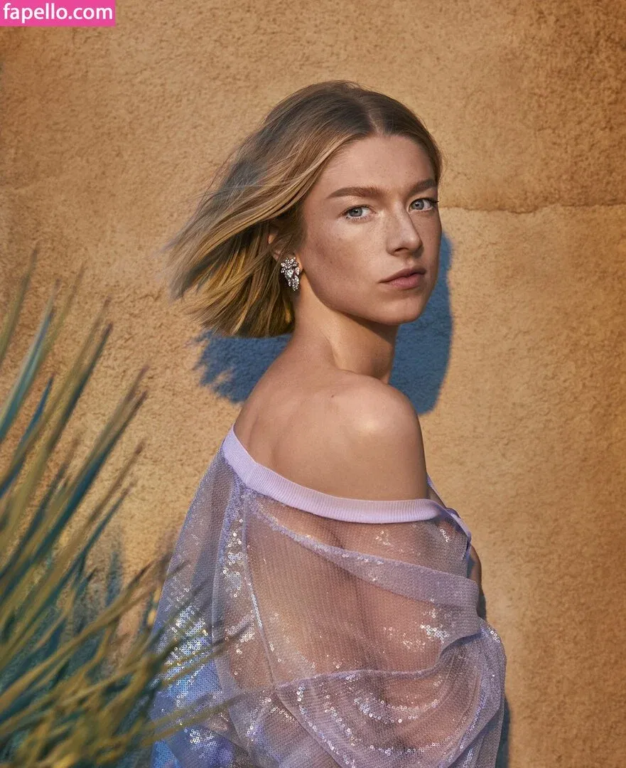 Hunter Schafer Onlyfans Photo Gallery 