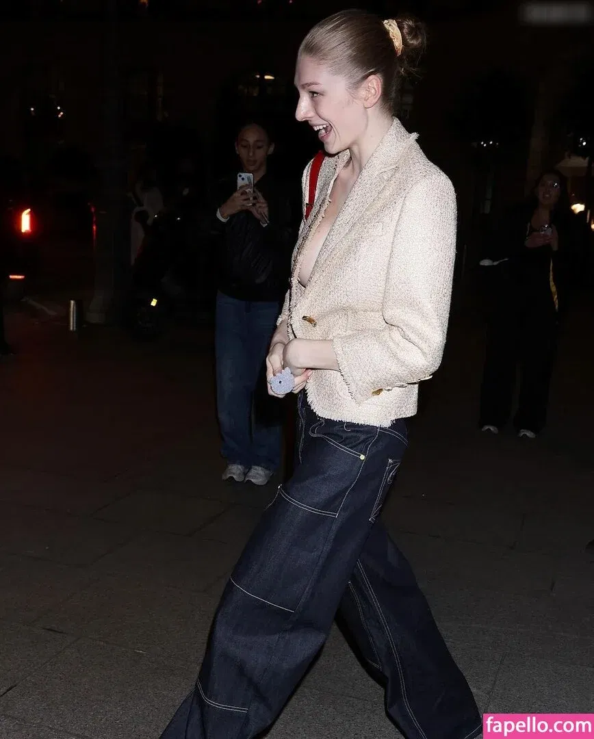 Hunter Schafer Onlyfans Photo Gallery 