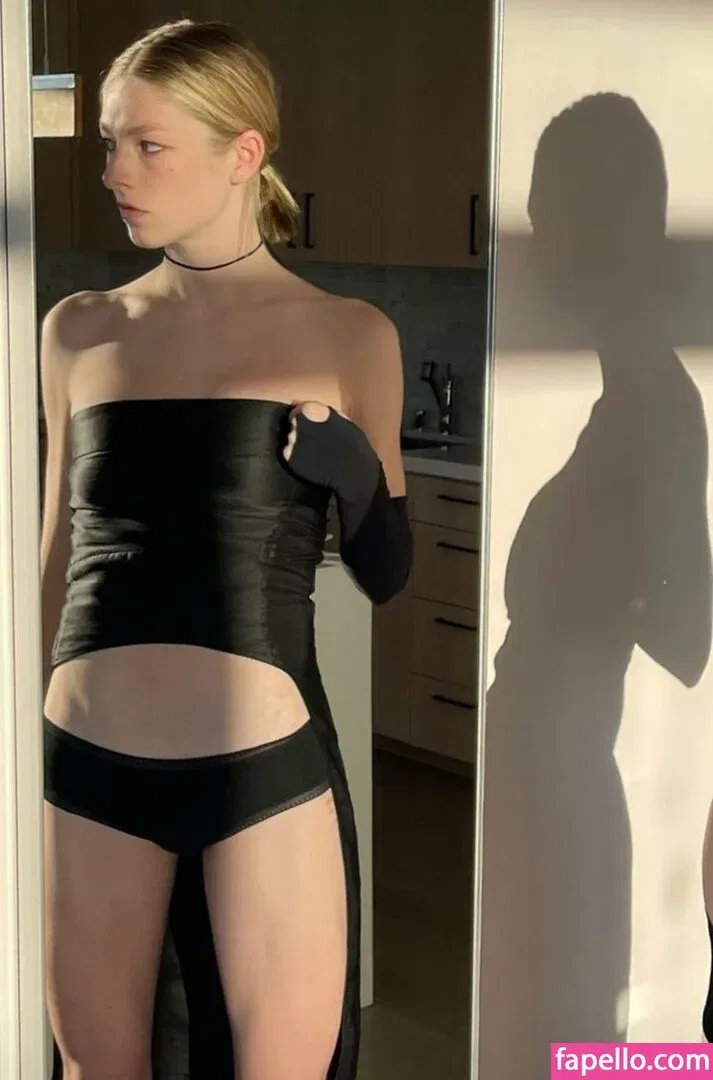 Hunter Schafer Onlyfans Photo Gallery 