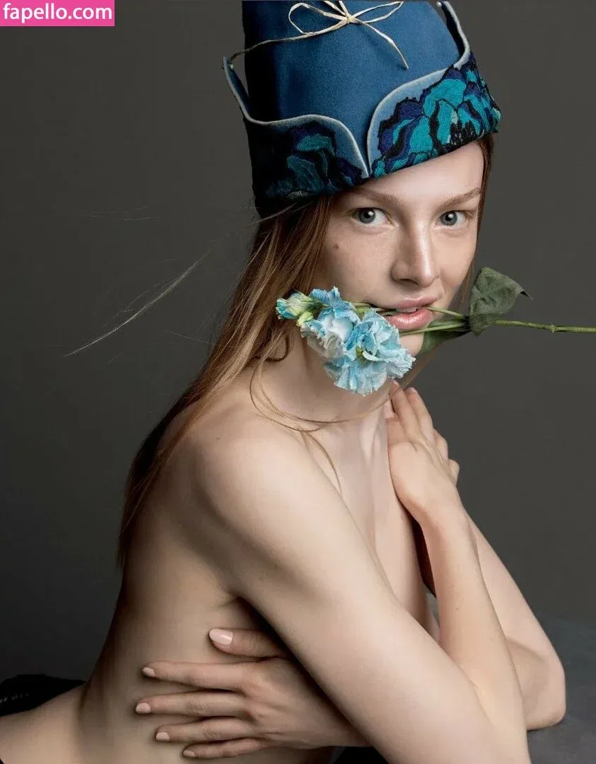 Hunter Schafer Onlyfans Photo Gallery 