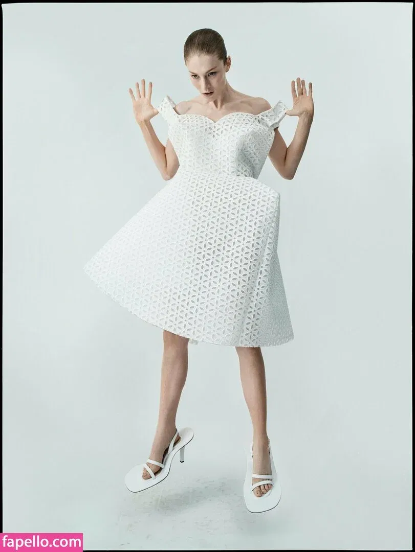 Hunter Schafer Onlyfans Photo Gallery 