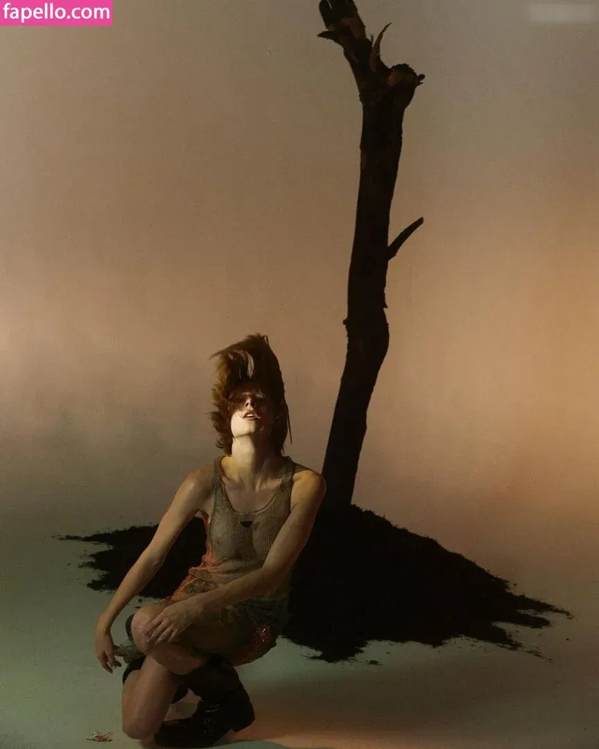 Hunter Schafer Onlyfans Photo Gallery 