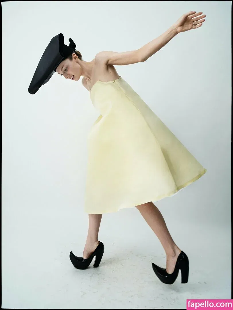 Hunter Schafer Onlyfans Photo Gallery 