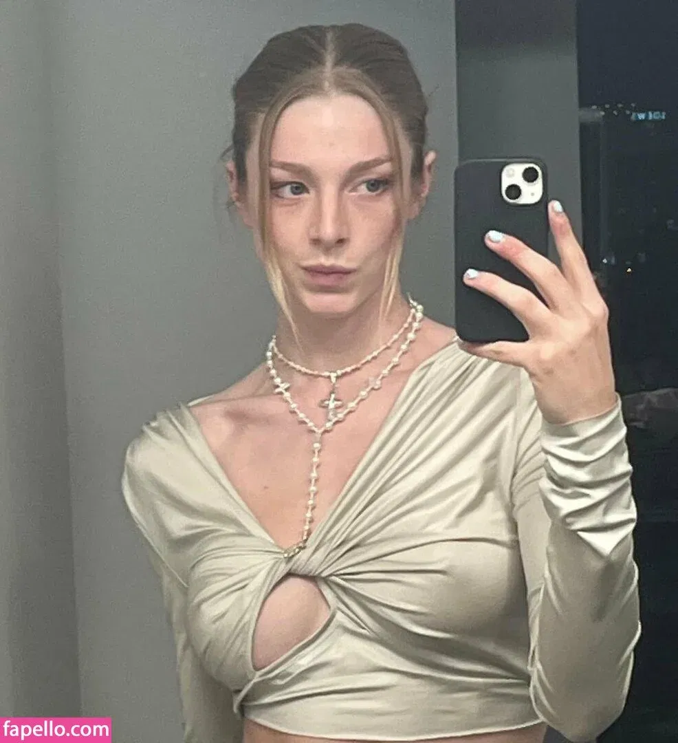 Hunter Schafer Onlyfans Photo Gallery 