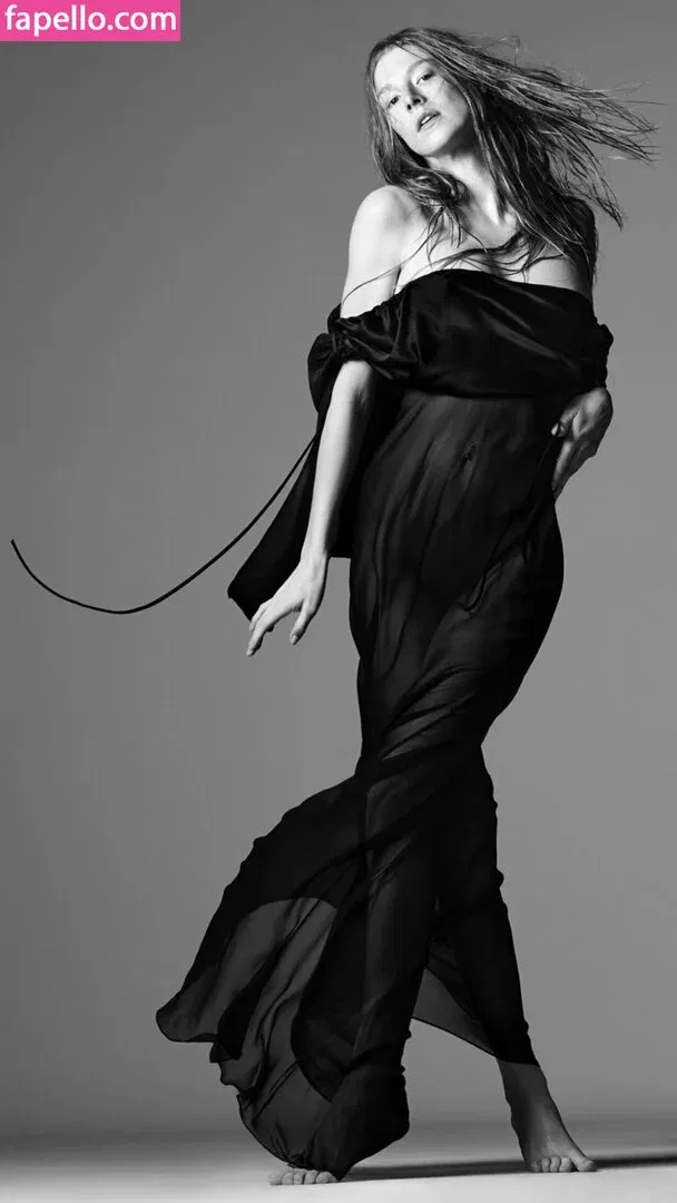 Hunter Schafer Onlyfans Photo Gallery 