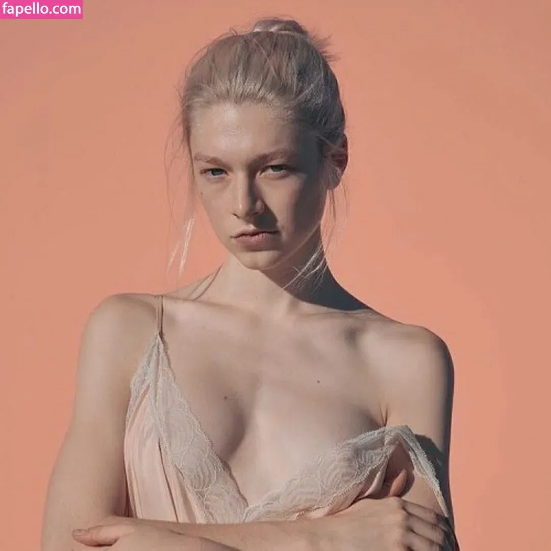 Hunter Schafer Onlyfans Photo Gallery 