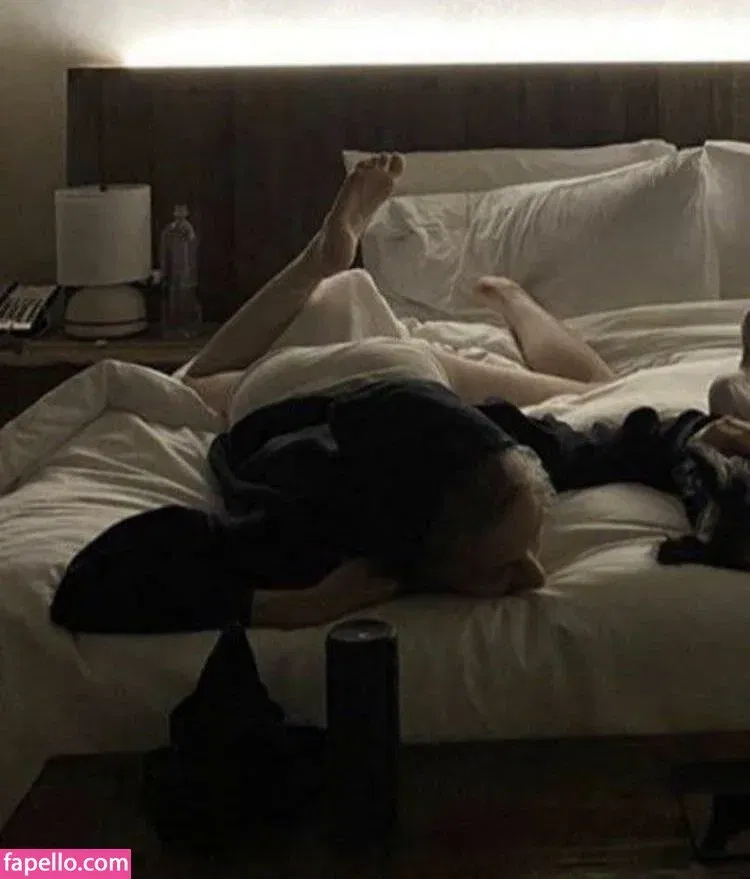 Hunter Schafer Onlyfans Photo Gallery 