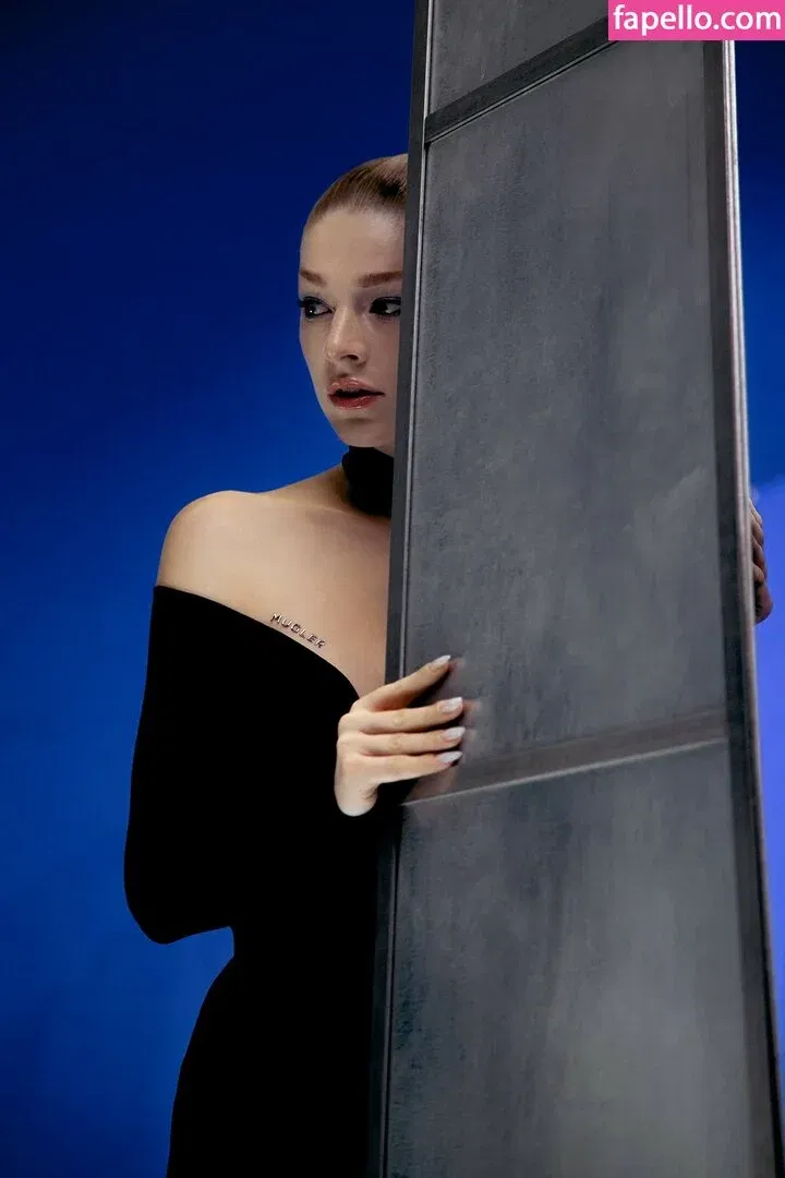 Hunter Schafer Onlyfans Photo Gallery 