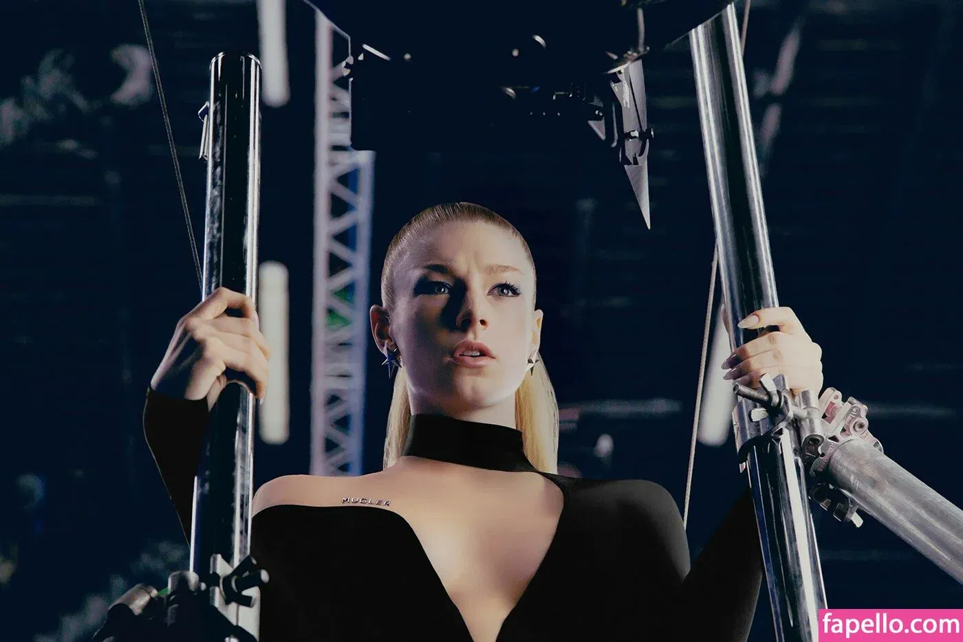 Hunter Schafer Onlyfans Photo Gallery 