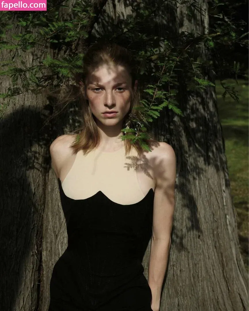 Hunter Schafer Onlyfans Photo Gallery 