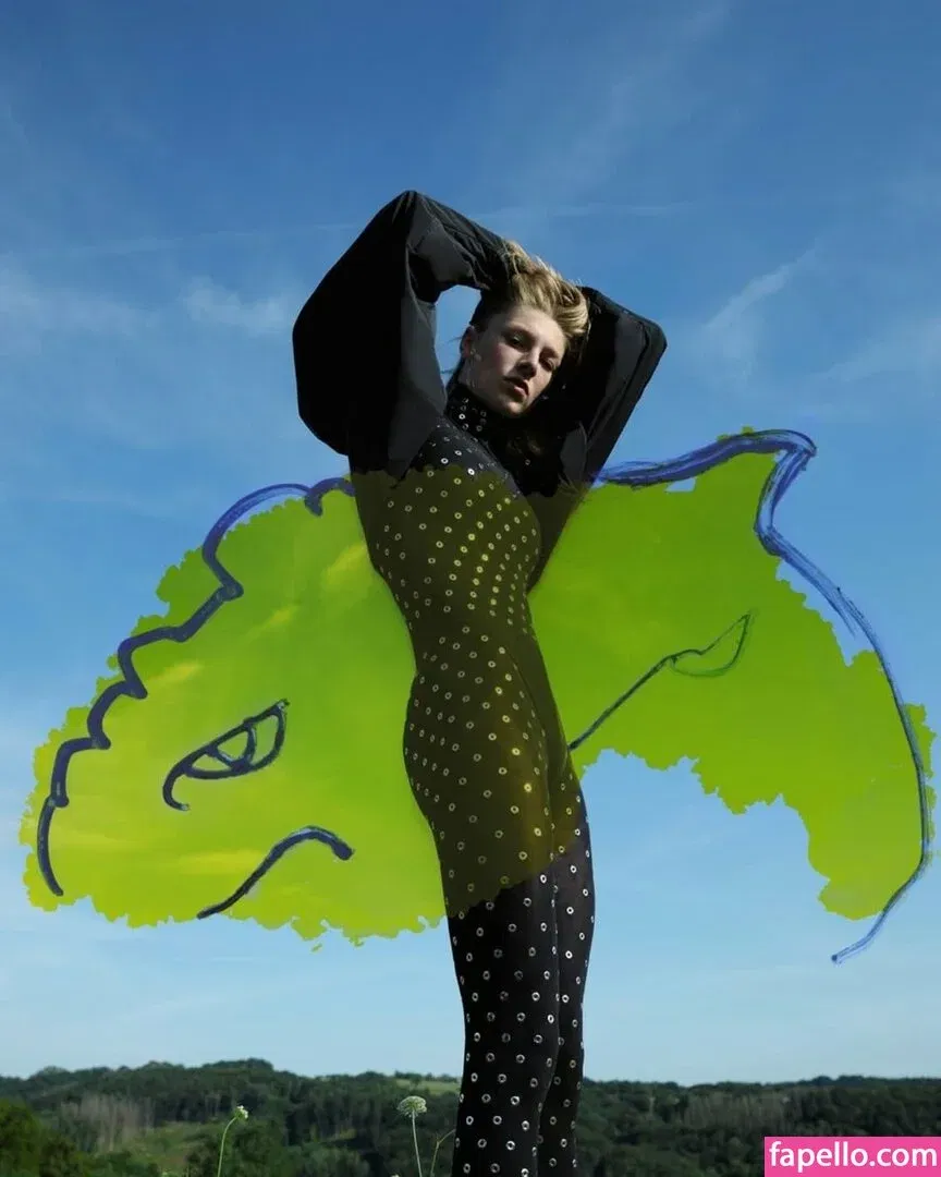 Hunter Schafer Onlyfans Photo Gallery 