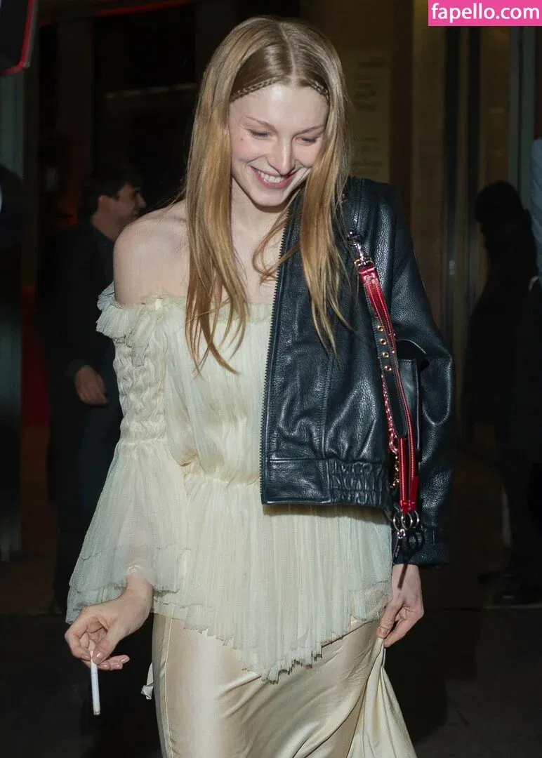 Hunter Schafer Onlyfans Photo Gallery 