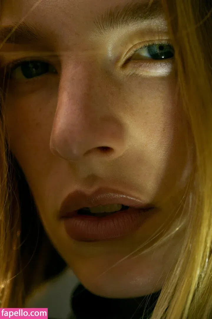 Hunter Schafer Onlyfans Photo Gallery 