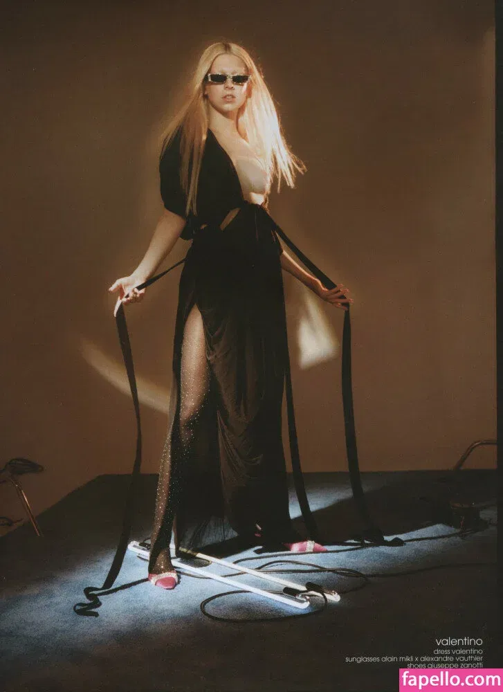 Hunter Schafer Onlyfans Photo Gallery 