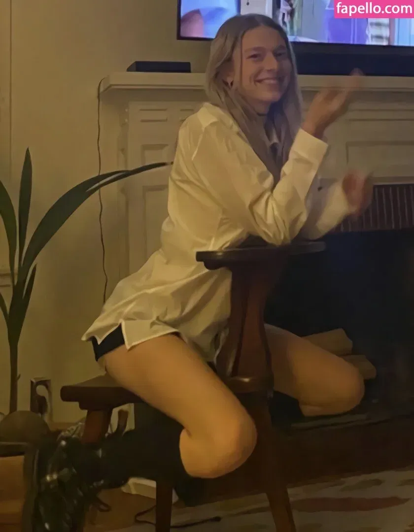 Hunter Schafer Onlyfans Photo Gallery 