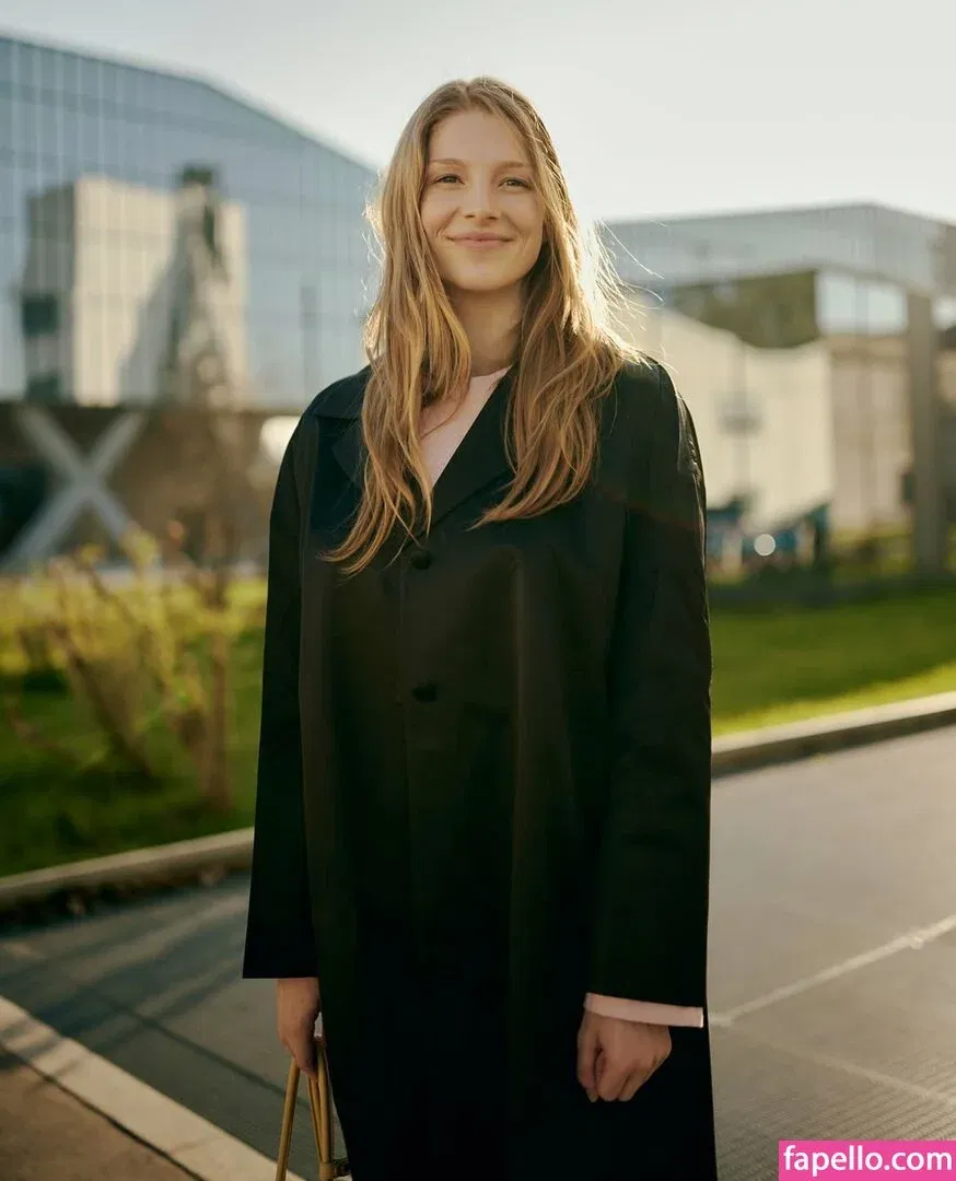 Hunter Schafer Onlyfans Photo Gallery 