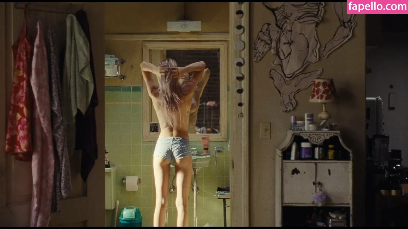 Hunter Schafer Onlyfans Photo Gallery 