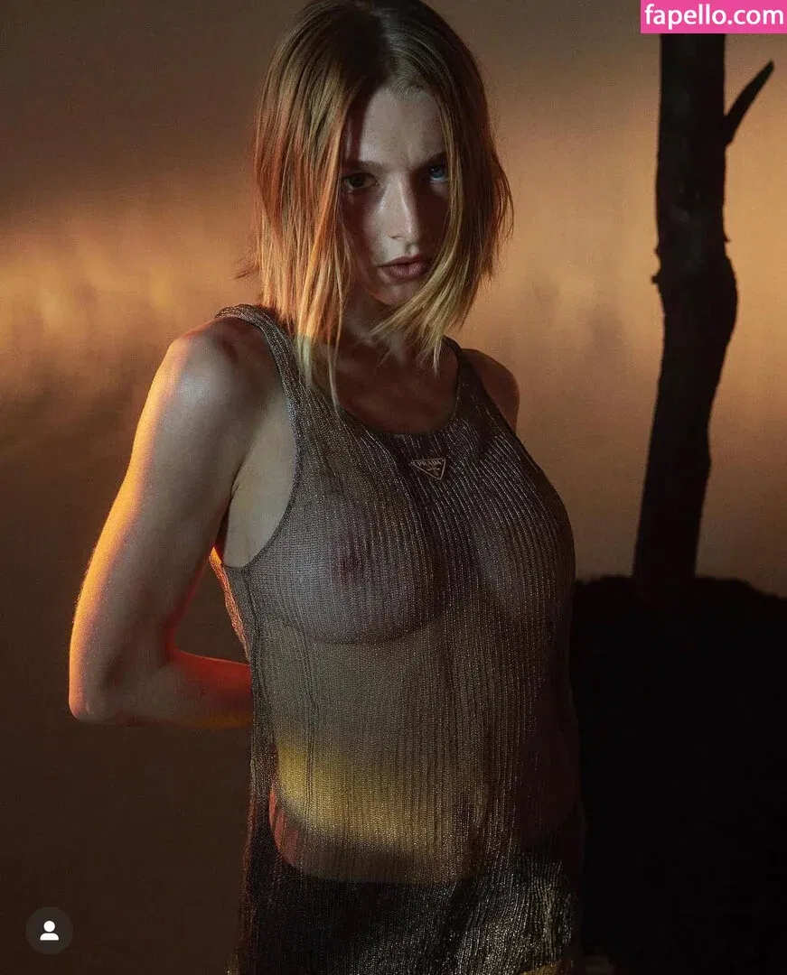 Hunter Schafer Onlyfans Photo Gallery 