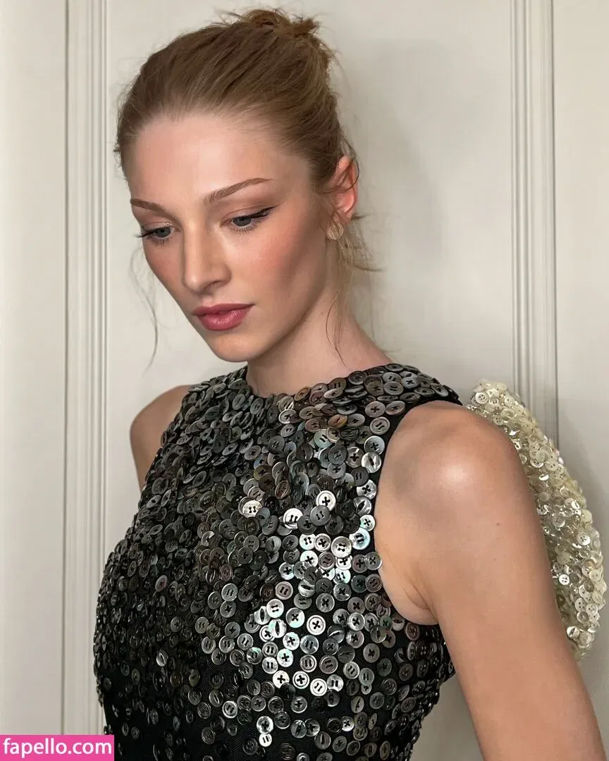 Hunter Schafer Onlyfans Photo Gallery 
