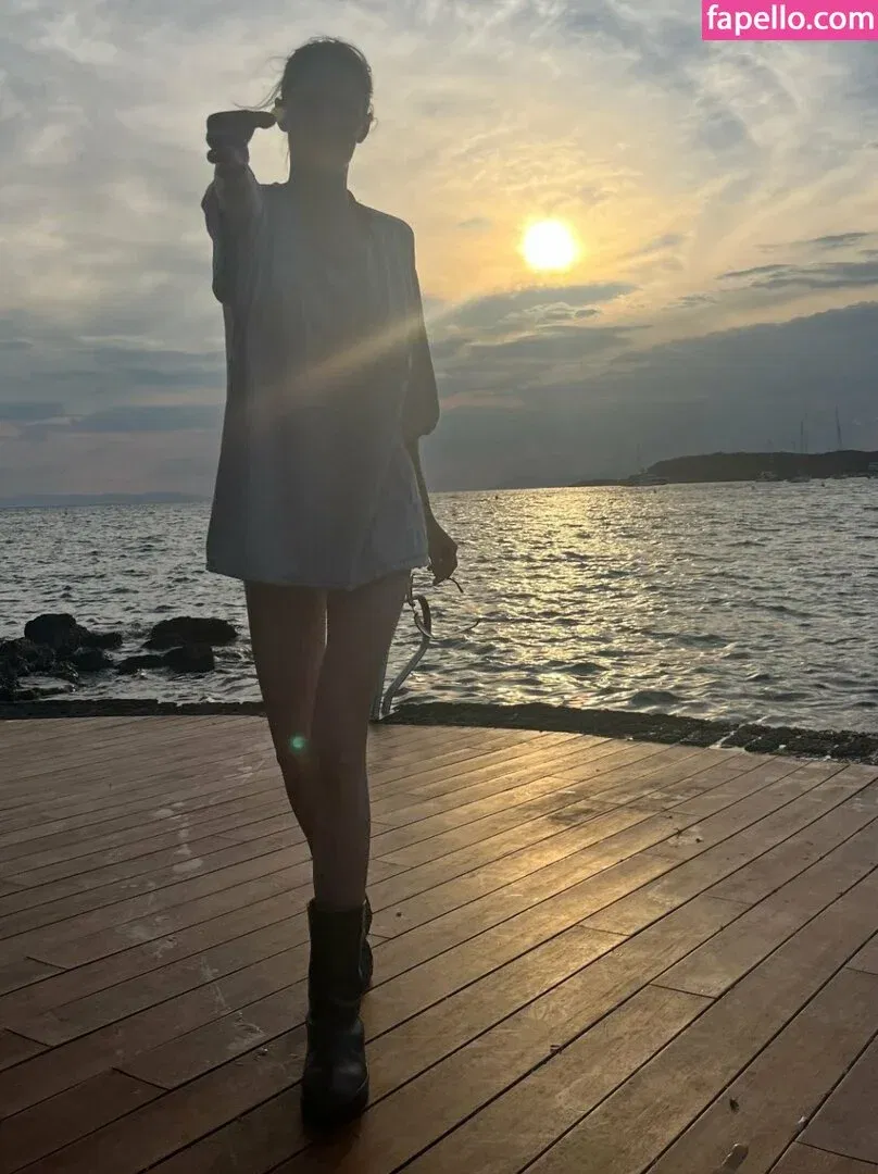 Hunter Schafer Onlyfans Photo Gallery 