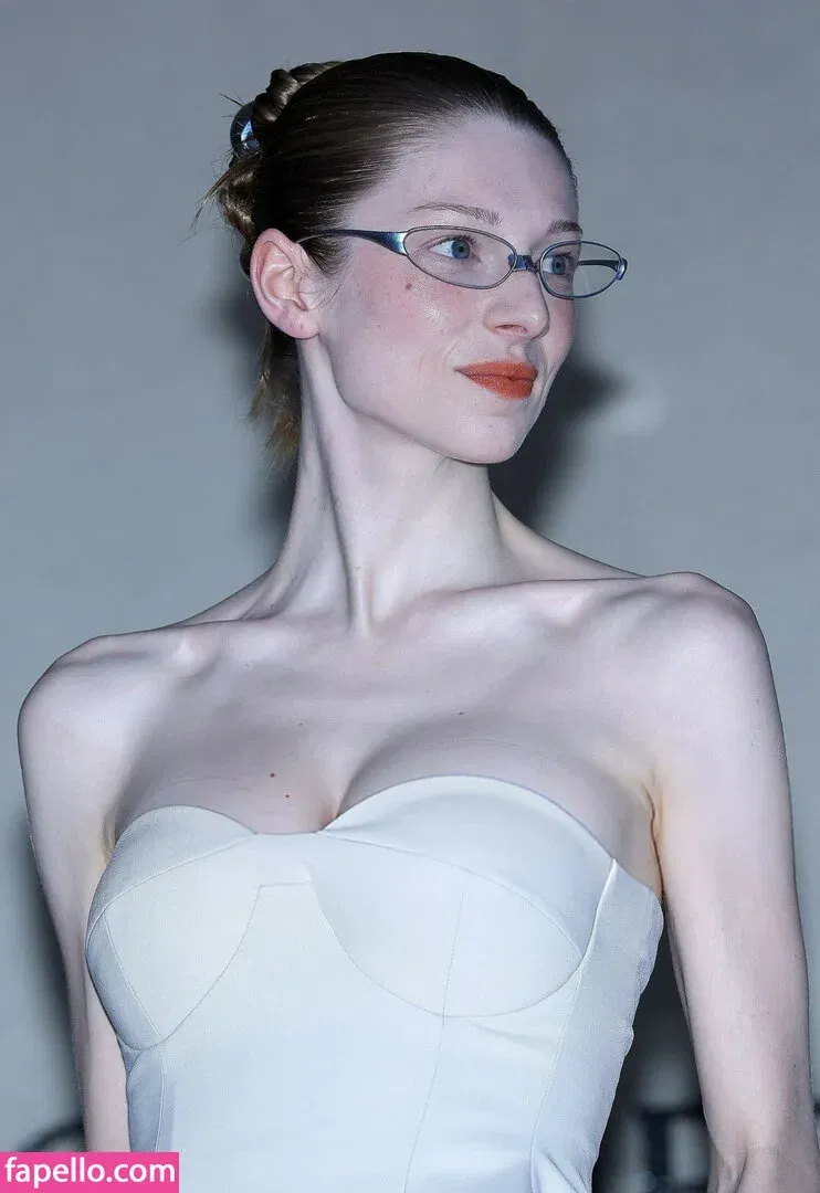 Hunter Schafer Onlyfans Photo Gallery 