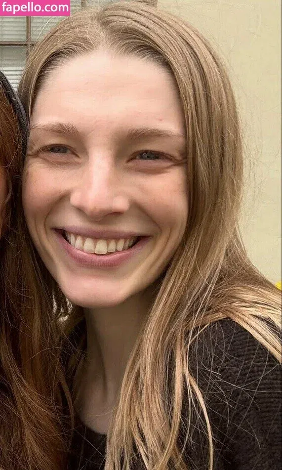 Hunter Schafer Onlyfans Photo Gallery 