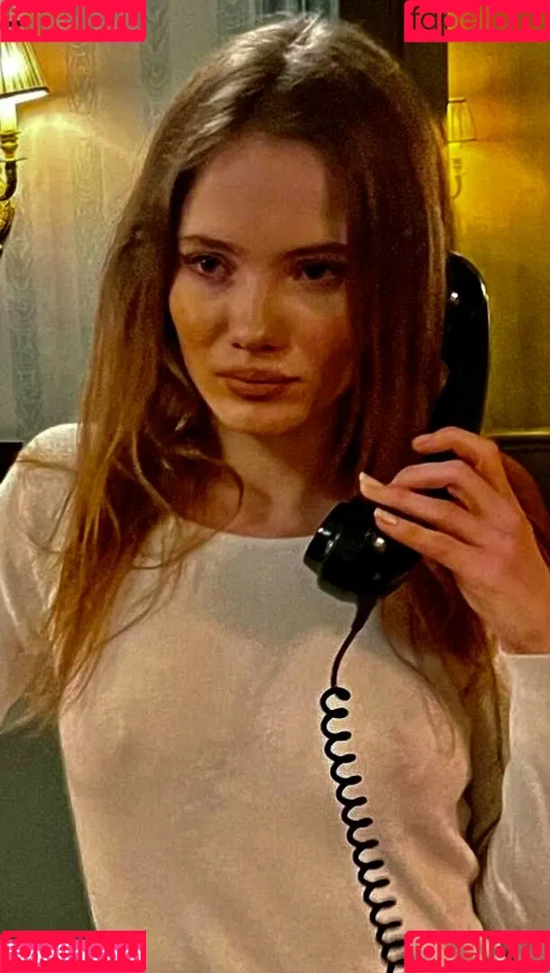 Freya Allan Onlyfans Photo Gallery 