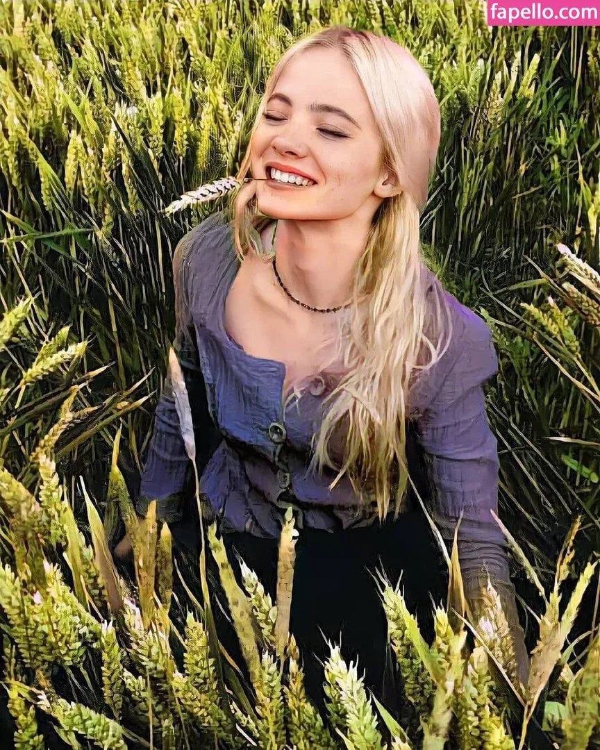 Freya Allan Onlyfans Photo Gallery 