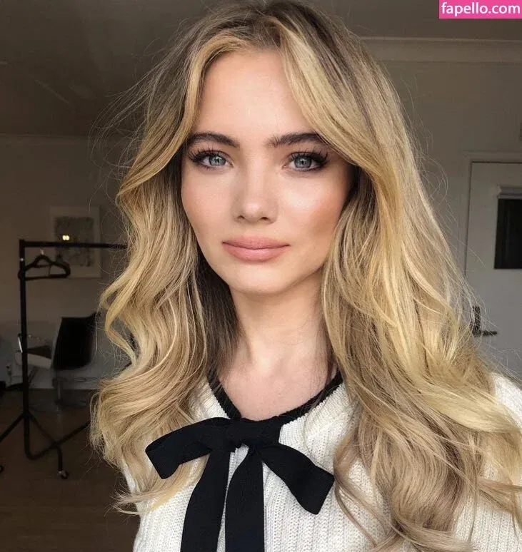 Freya Allan Onlyfans Photo Gallery 