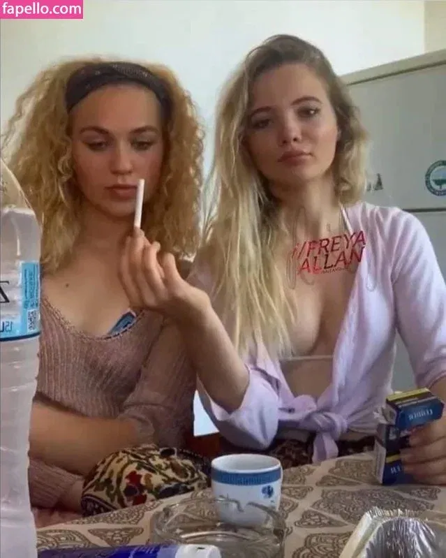 Freya Allan Onlyfans Photo Gallery 