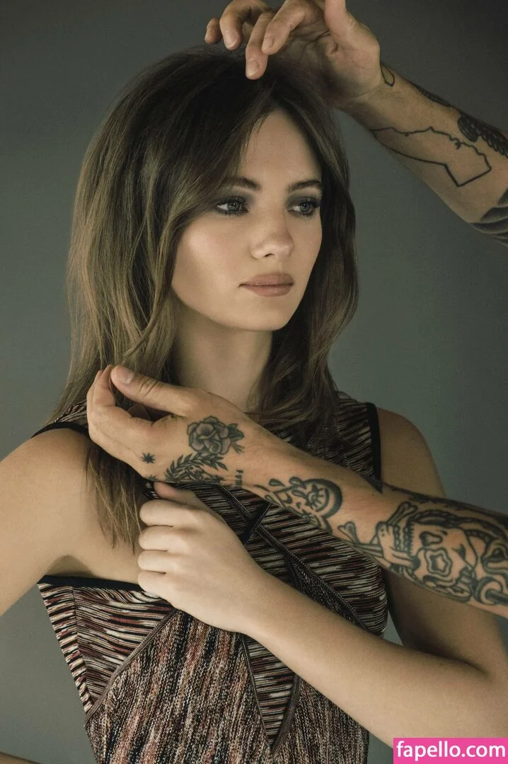 Freya Allan Onlyfans Photo Gallery 