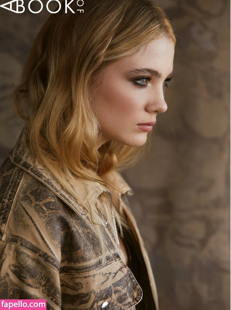 Freya Allan Onlyfans Photo Gallery 