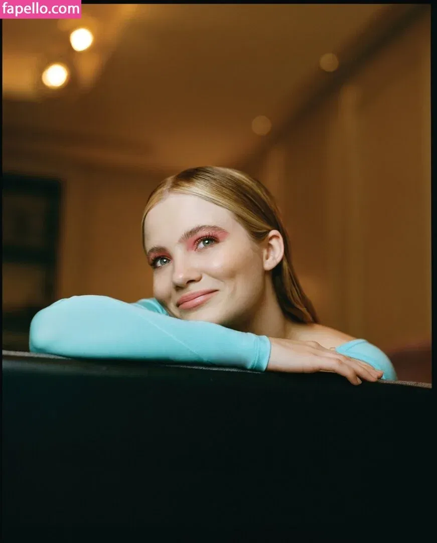 Freya Allan Onlyfans Photo Gallery 