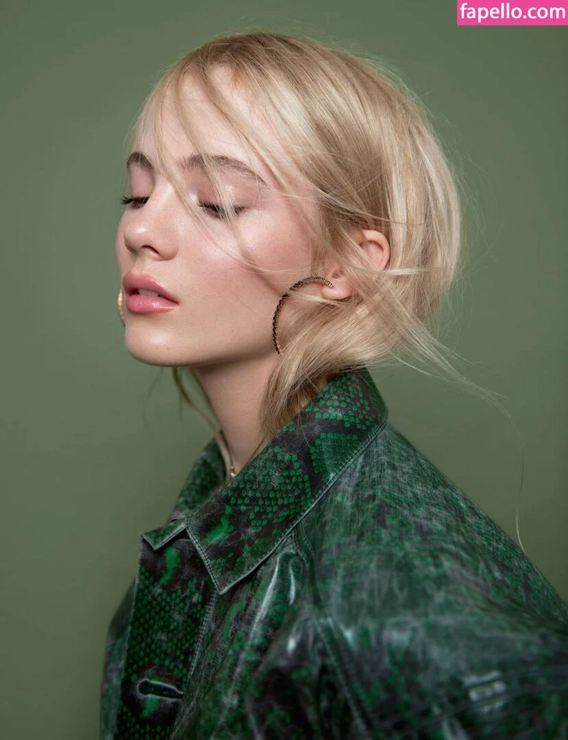 Freya Allan Onlyfans Photo Gallery 