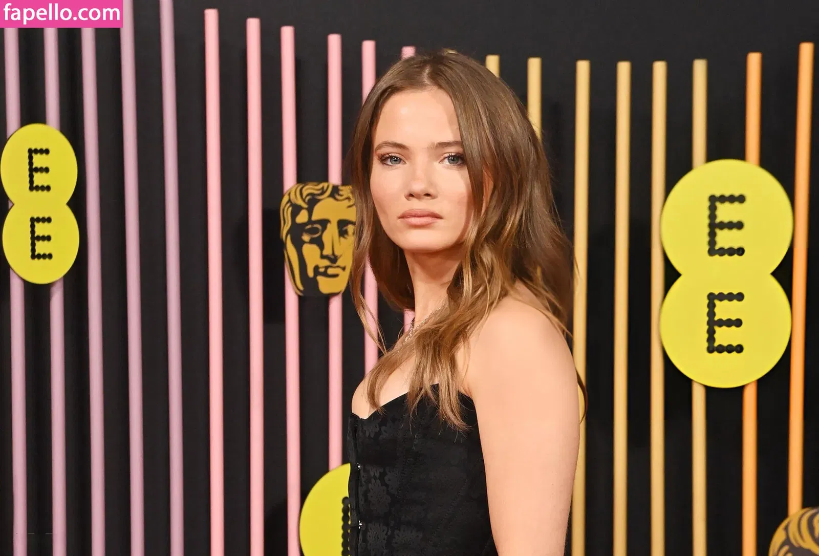 Freya Allan Onlyfans Photo Gallery 