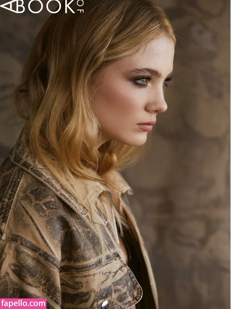 Freya Allan Onlyfans Photo Gallery 