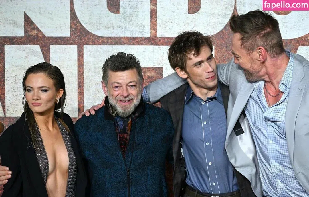 Freya Allan Onlyfans Photo Gallery 