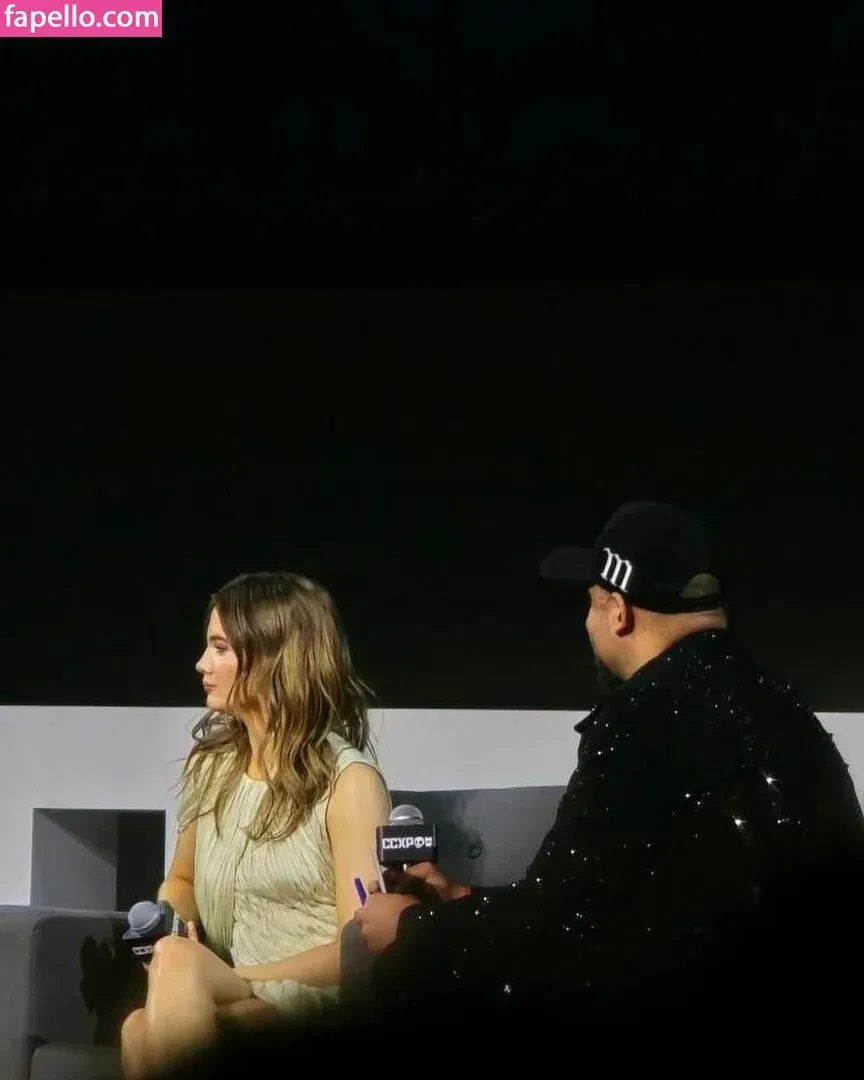 Freya Allan Onlyfans Photo Gallery 