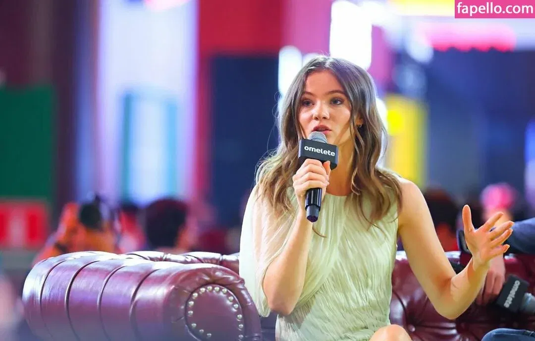 Freya Allan Onlyfans Photo Gallery 