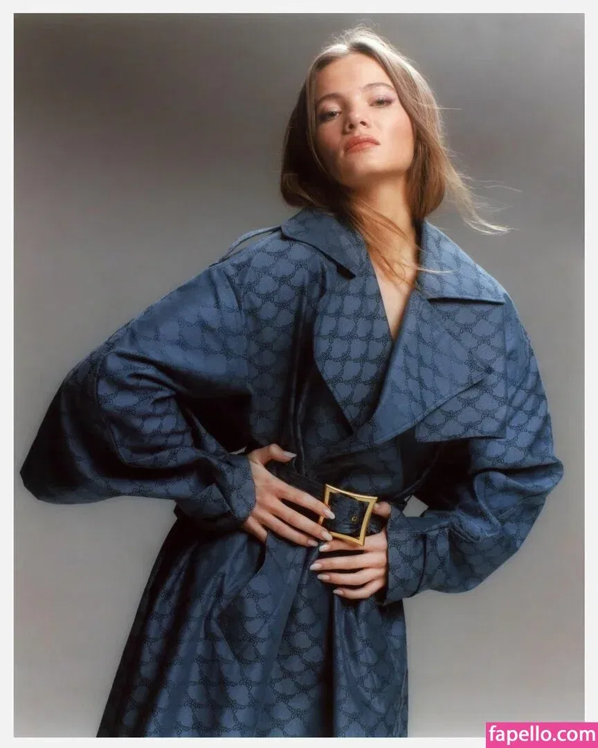 Freya Allan Onlyfans Photo Gallery 