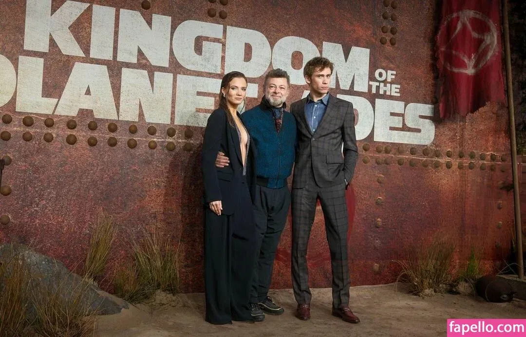 Freya Allan Onlyfans Photo Gallery 