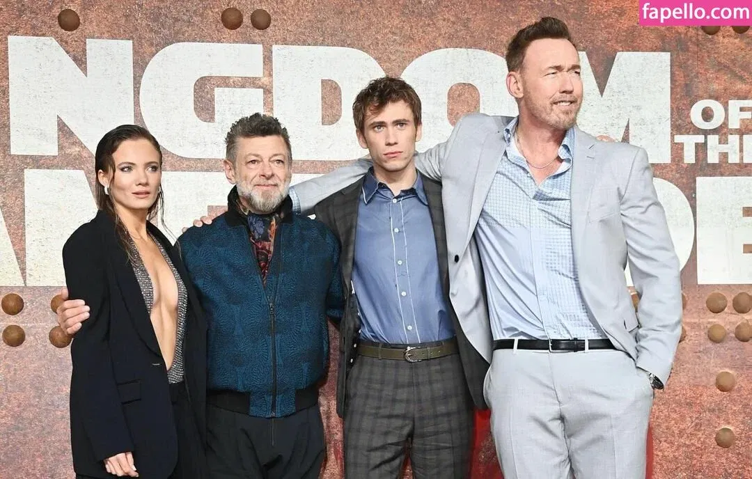 Freya Allan Onlyfans Photo Gallery 